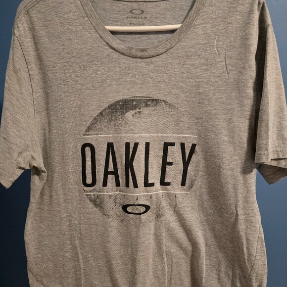 OAKLEY MENS  TEES - Picture 1 of 3